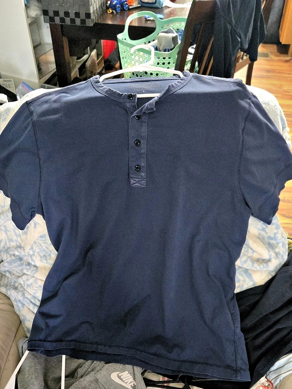 Banana Republic Authentic Pima Cotton Short Sleeve Henley Blue Large